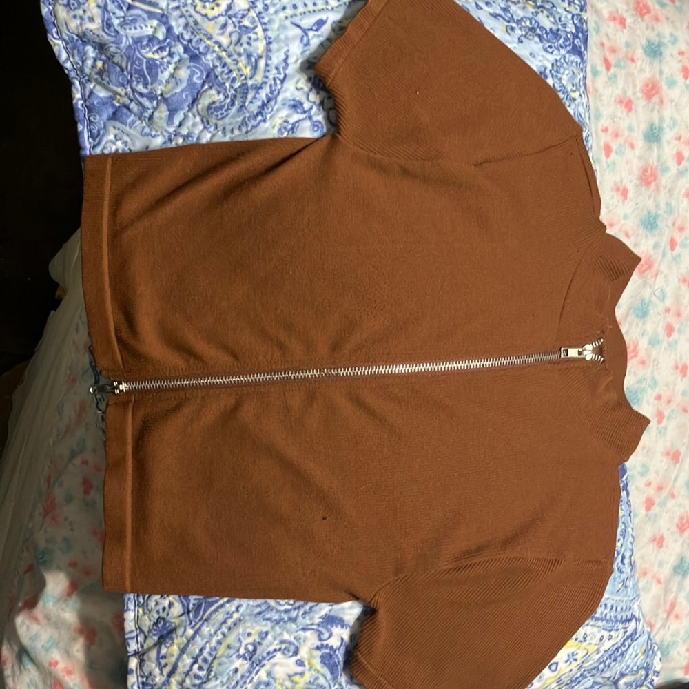 Medium brown zip up crop top
